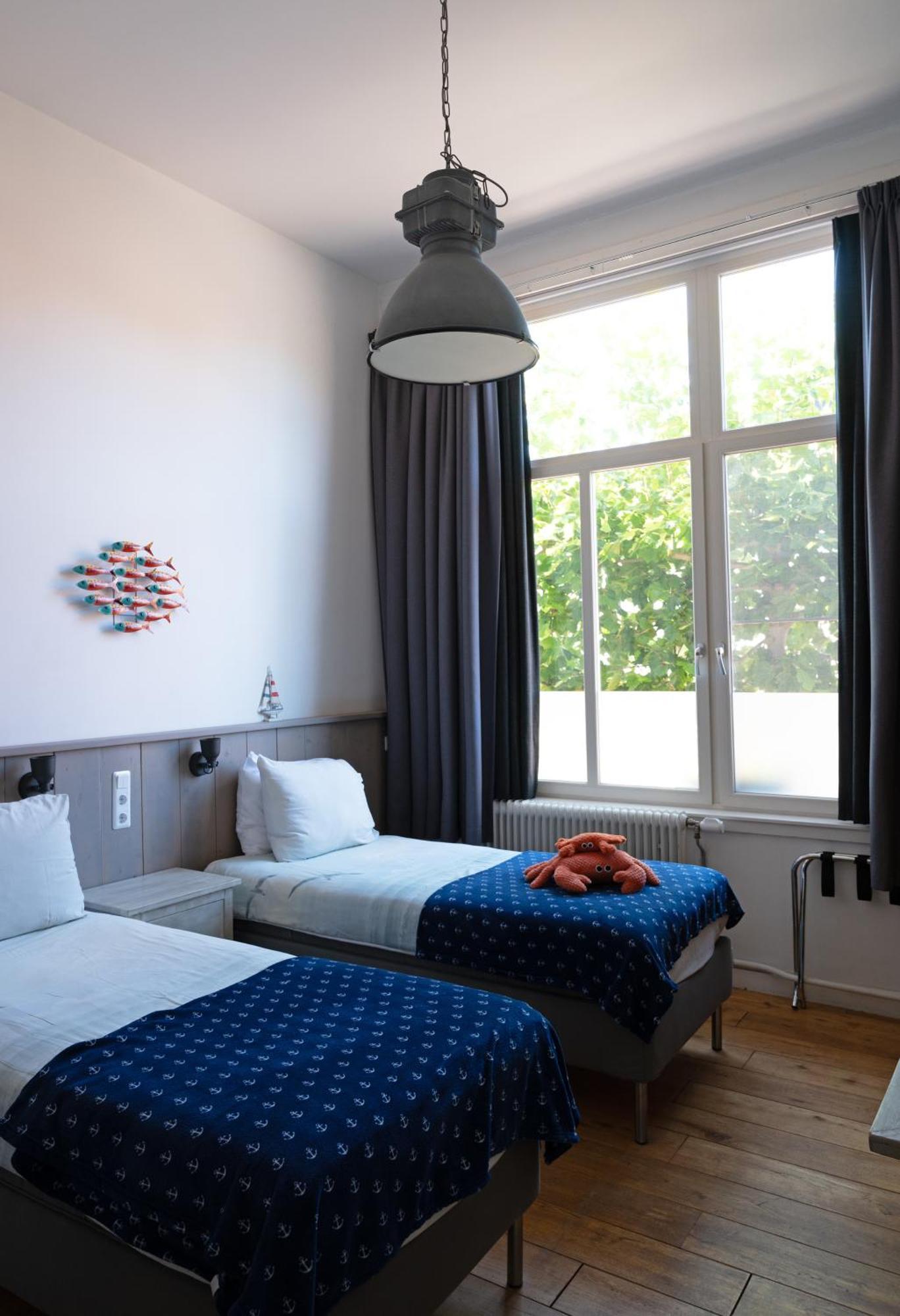 B&B Het Oude Postkantoor Иршеке Екстериор снимка