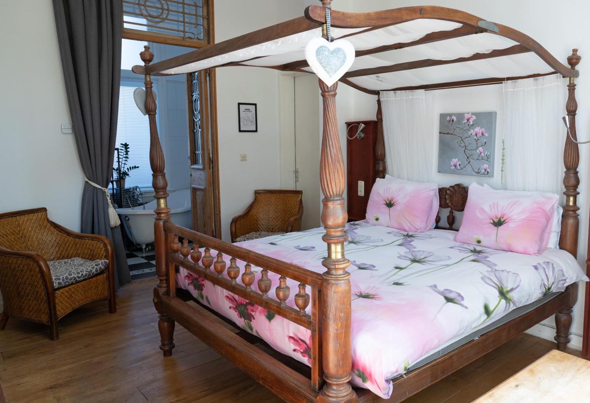 B&B Het Oude Postkantoor Иршеке Екстериор снимка