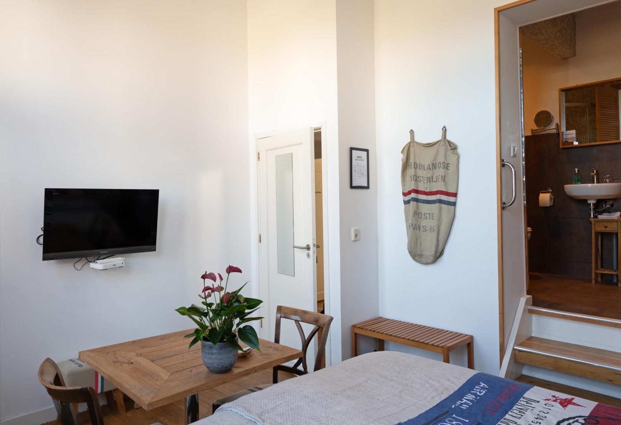 B&B Het Oude Postkantoor Иршеке Екстериор снимка