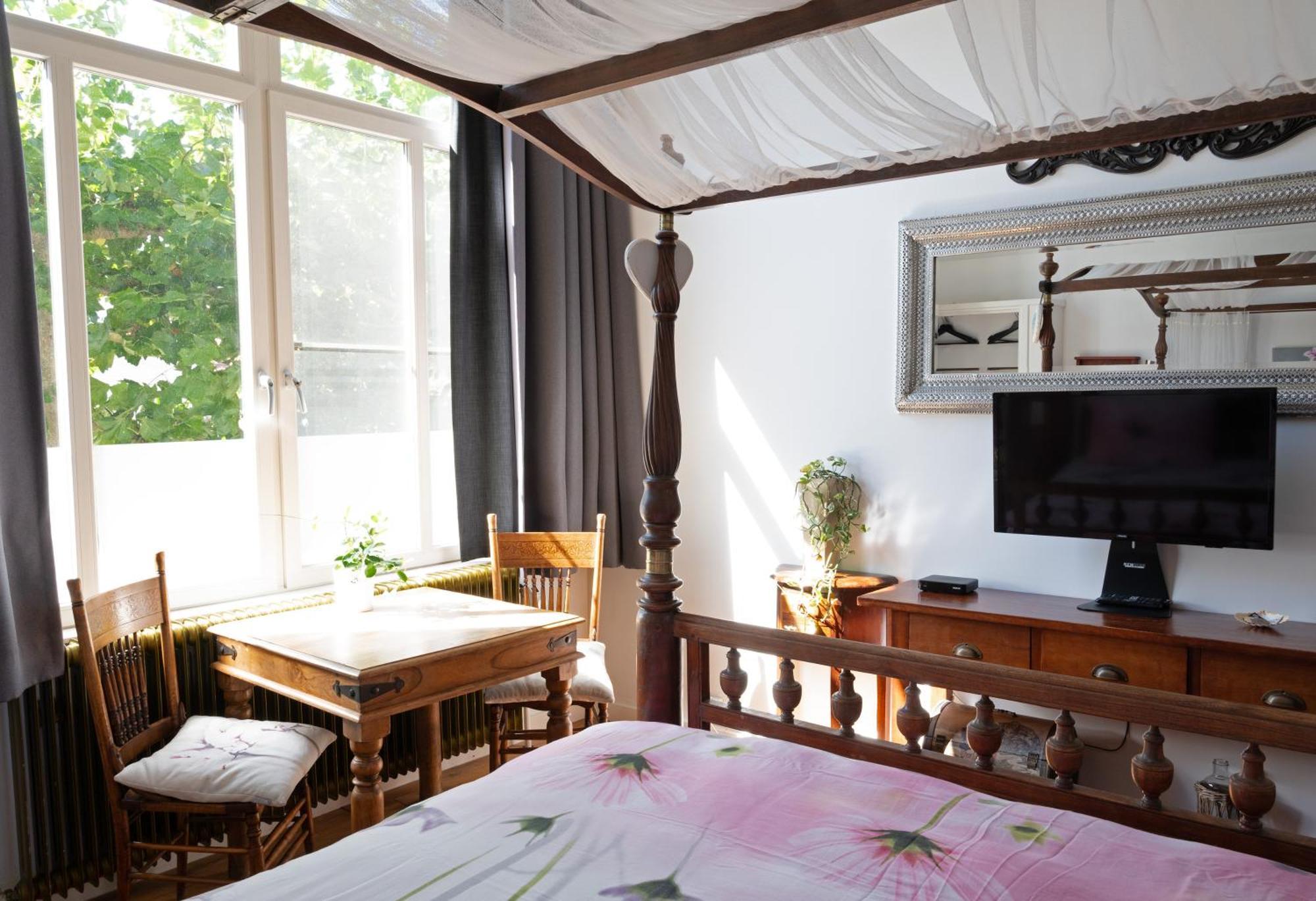B&B Het Oude Postkantoor Иршеке Екстериор снимка