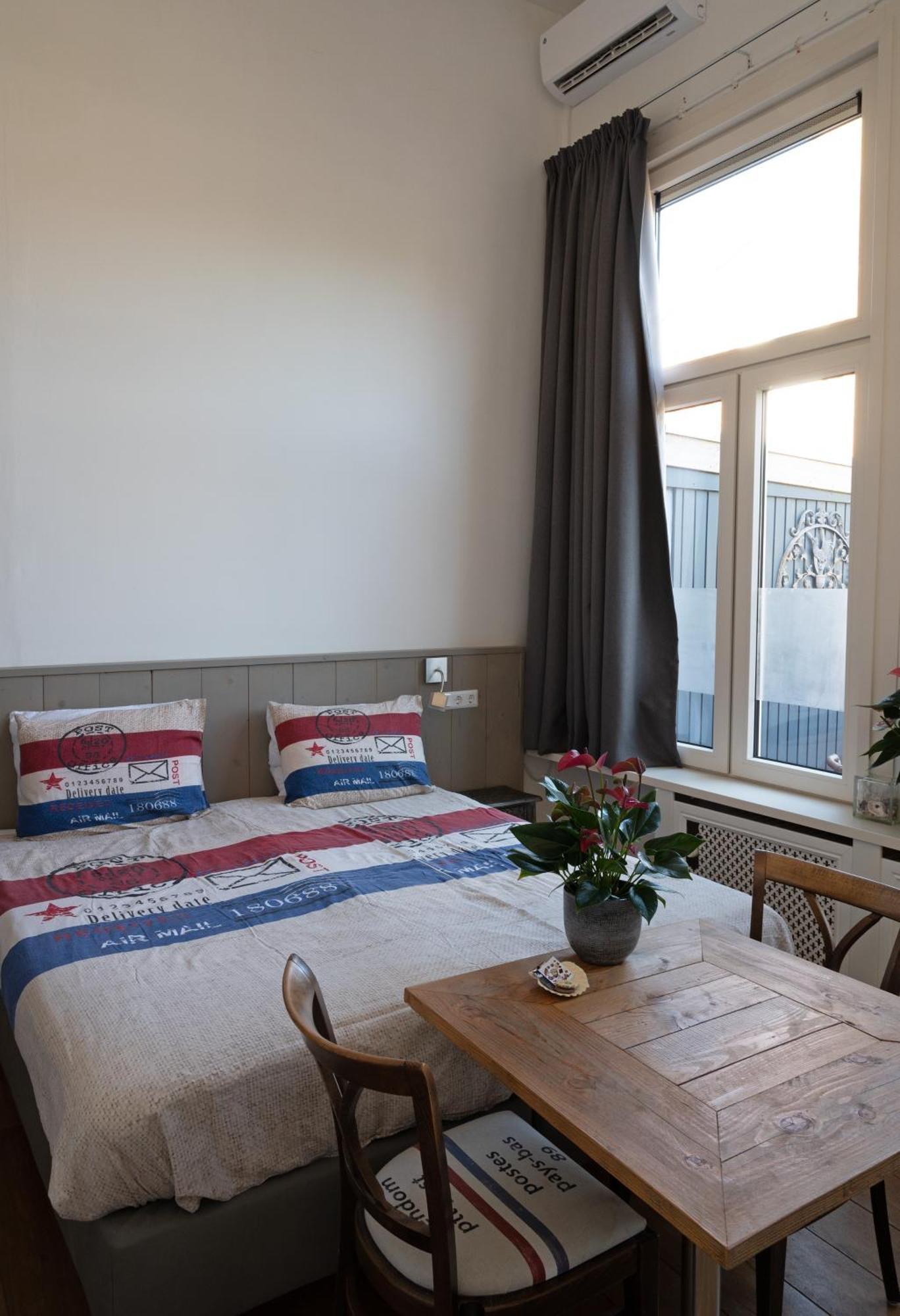 B&B Het Oude Postkantoor Иршеке Екстериор снимка